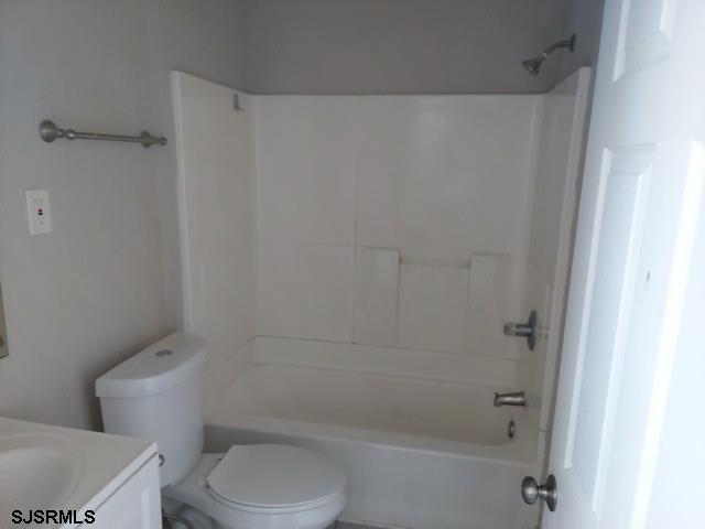 23 E Van Mar Ave