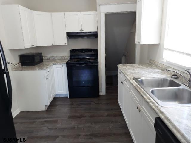 23 E Van Mar Ave