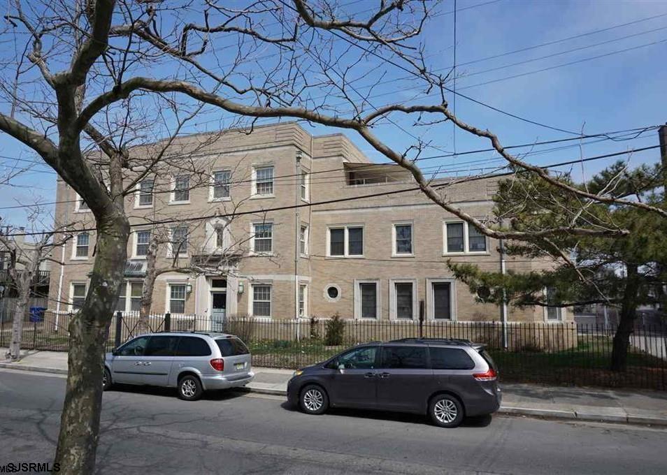 32 N CALIFORNIA Ave