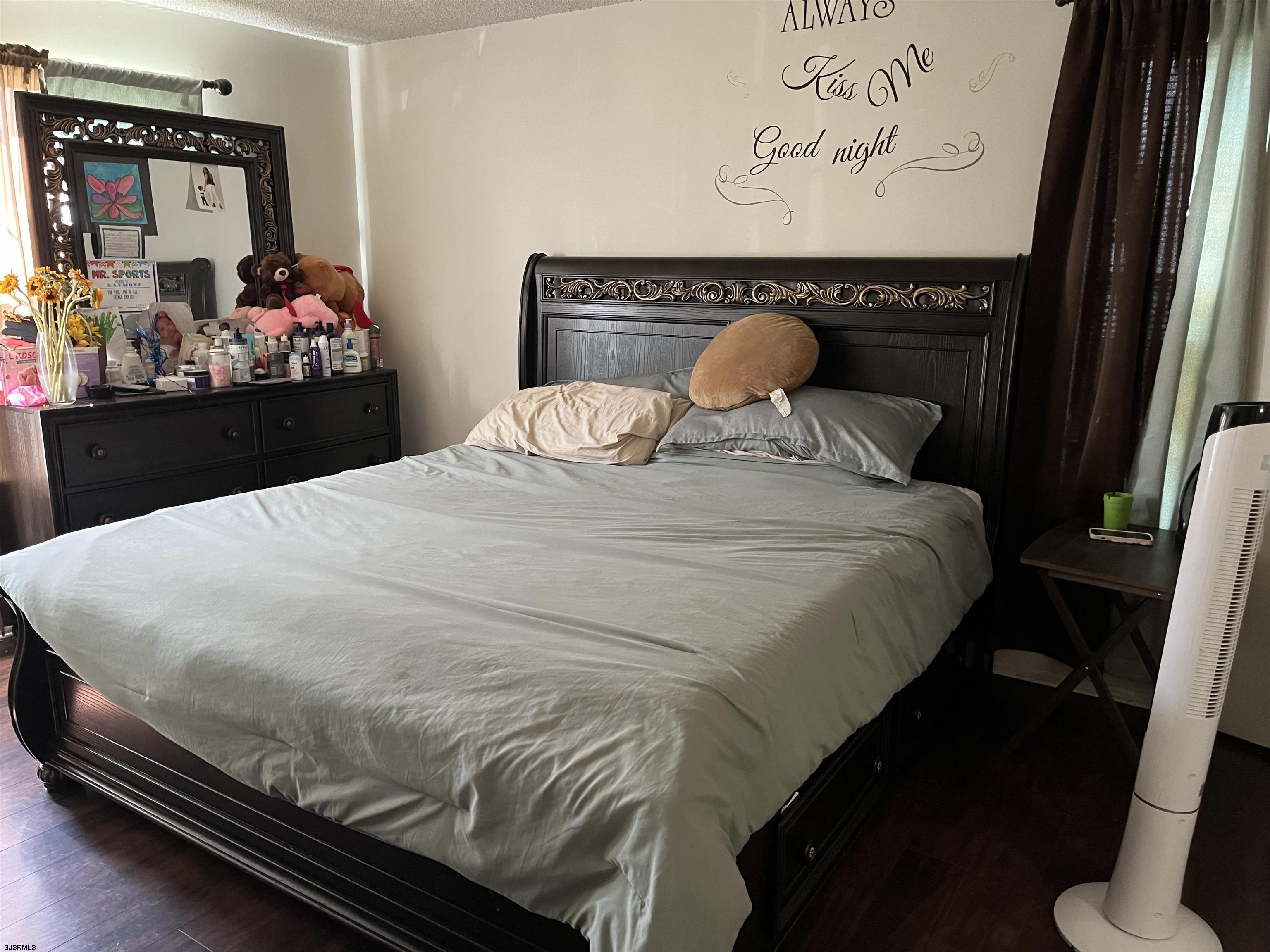 190 Colonial Ct Unit: 190