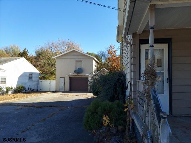 520 Fairview Ave