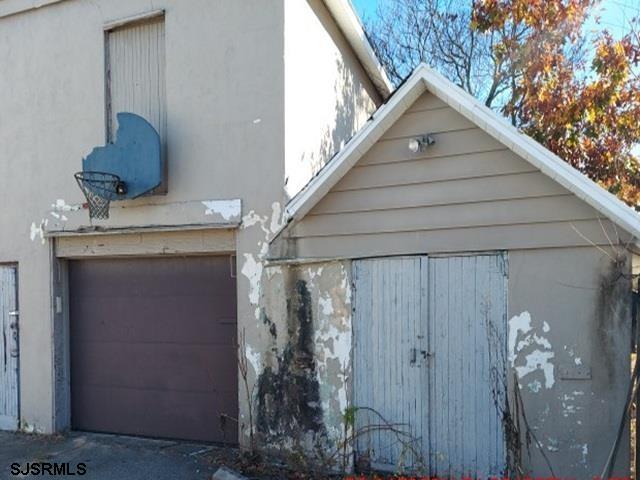 520 Fairview Ave