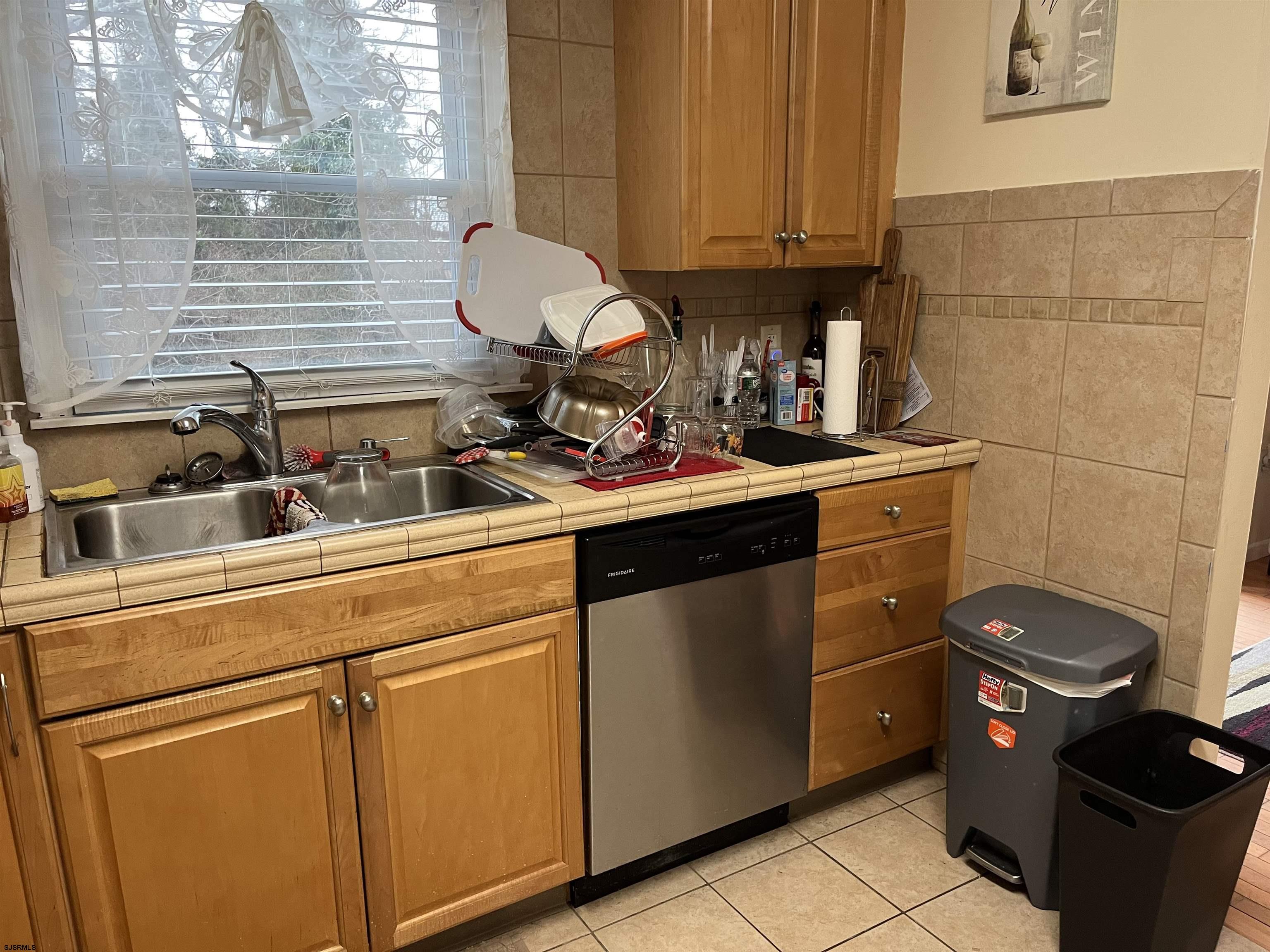 1520 6th Ave Unit: 21