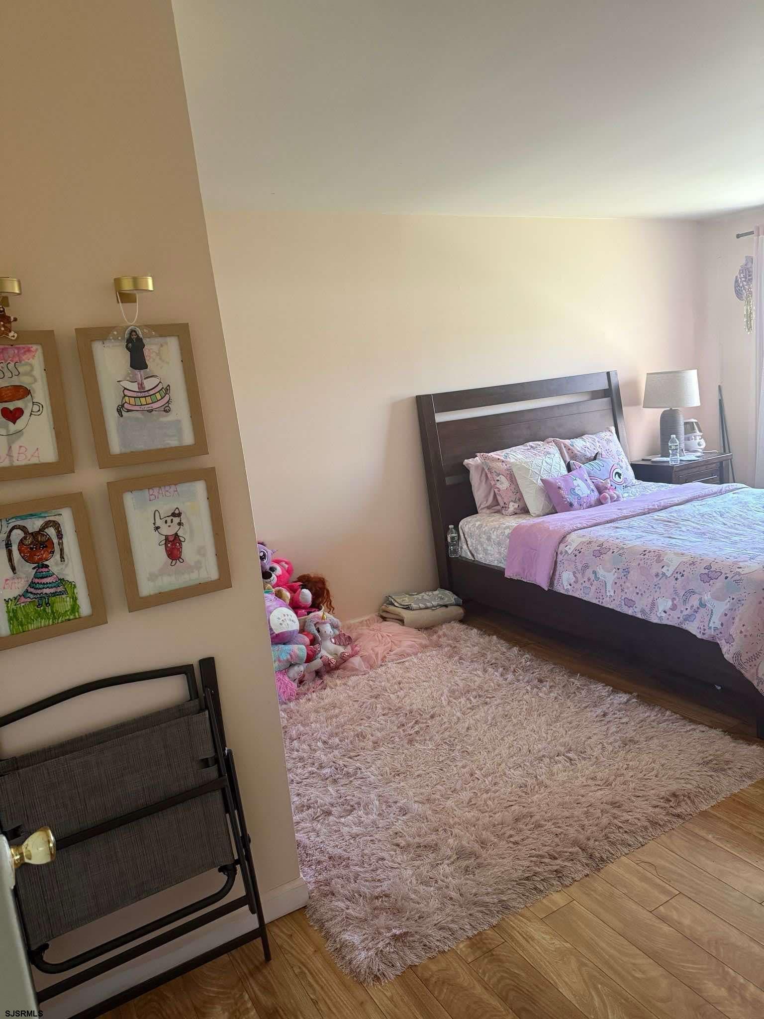 720 S New rd APT 2L