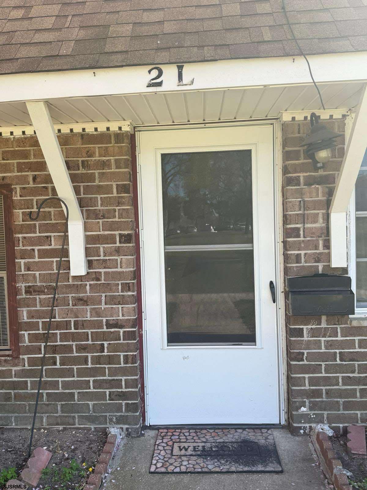 720 S New rd APT 2L