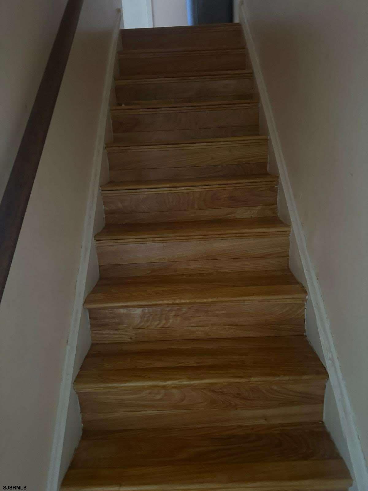720 S New rd APT 2L