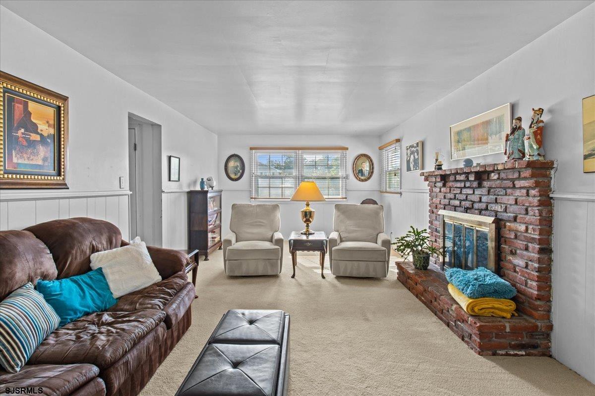 1704 Franklin Blvd