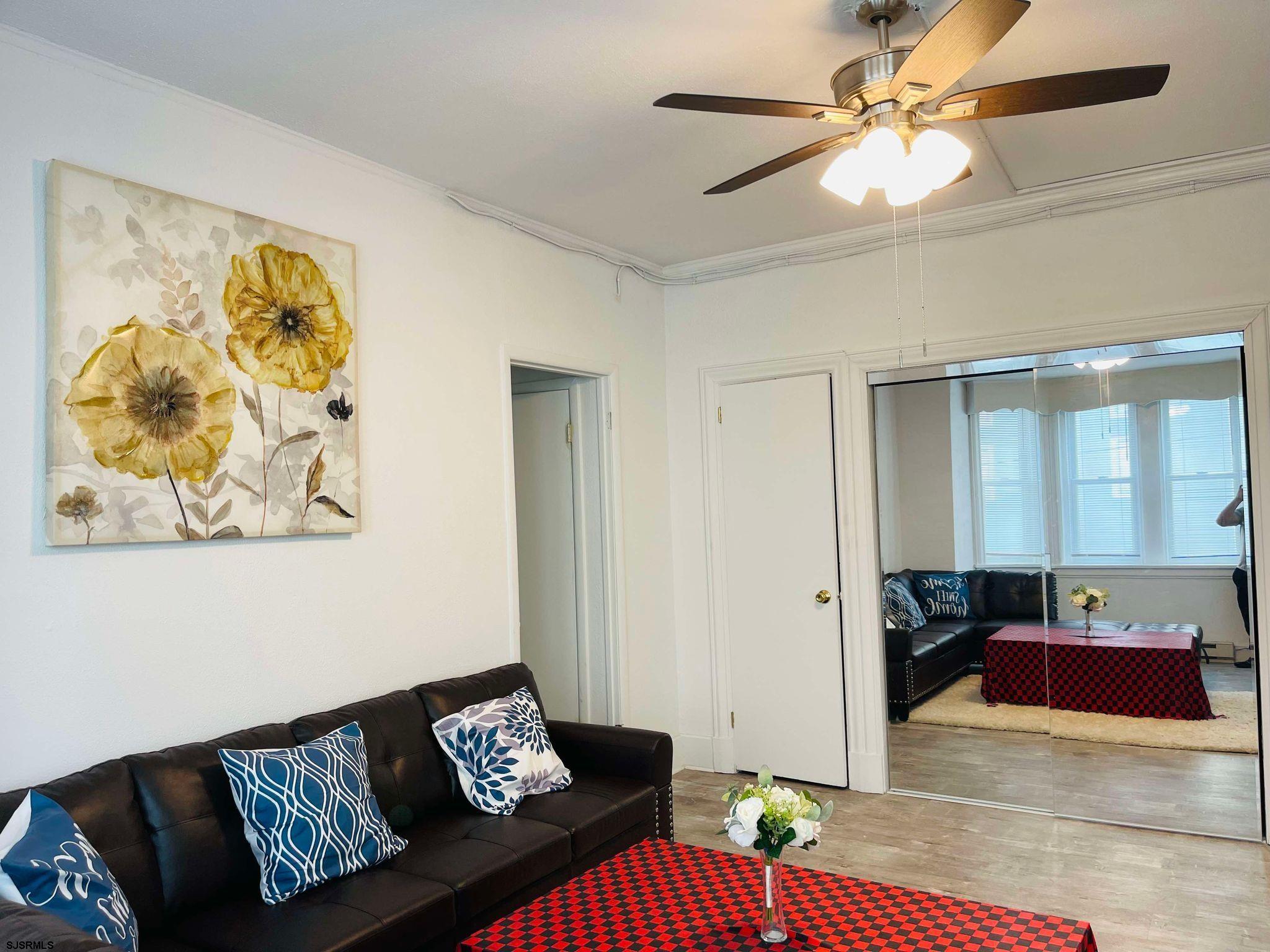 37 S Iowa Ave APT 2A
