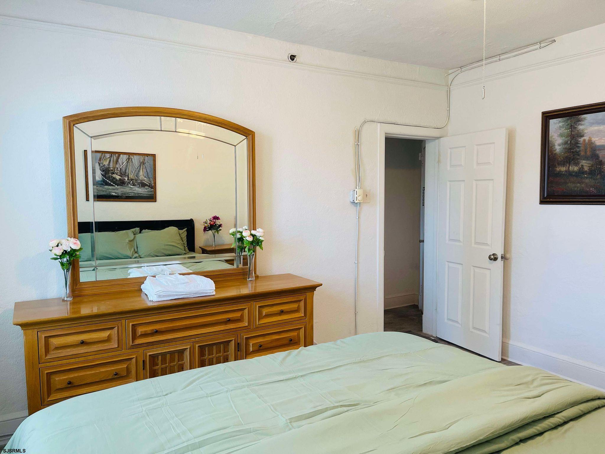 37 S Iowa Ave APT 2A
