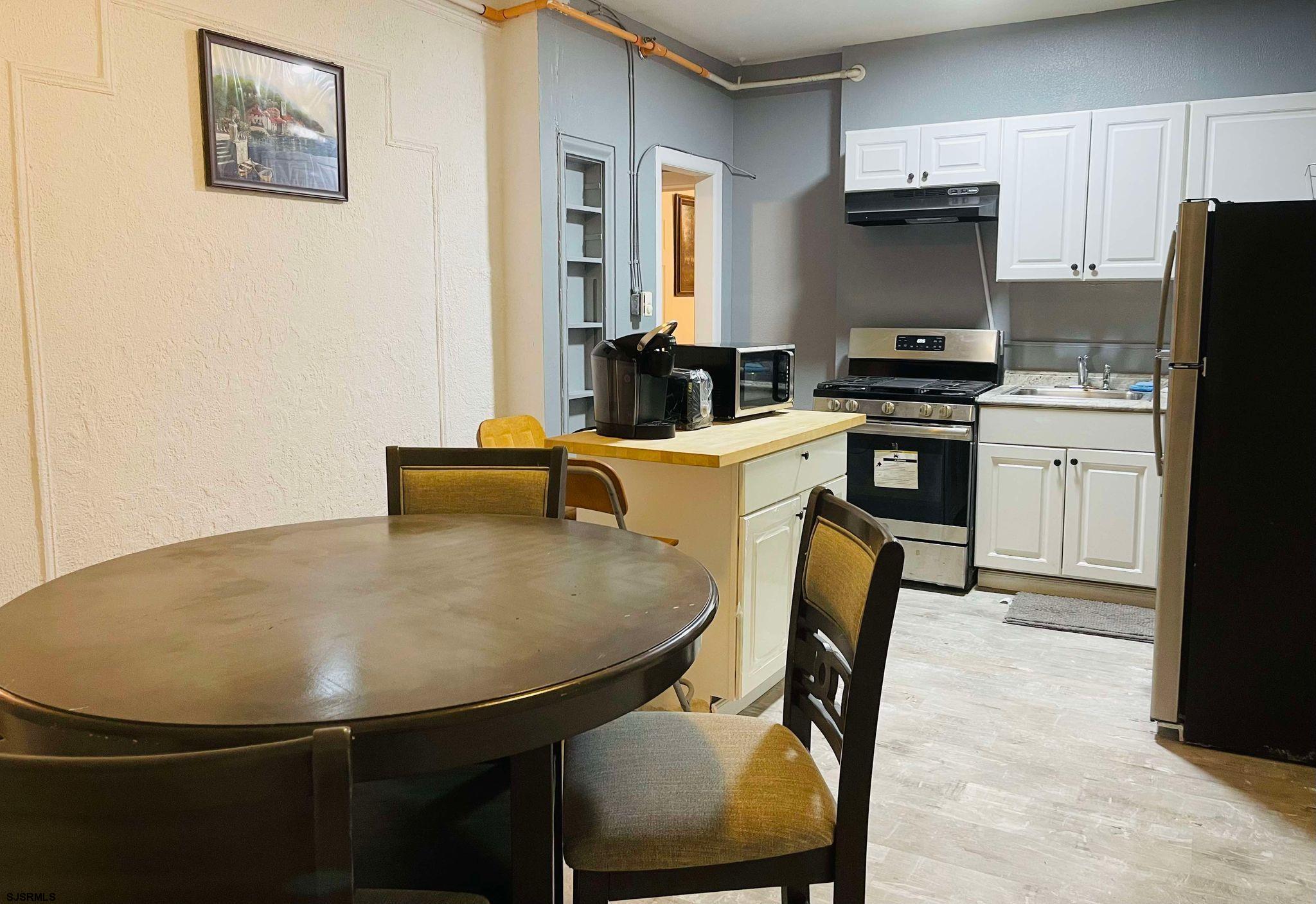 37 S Iowa Ave APT 2A