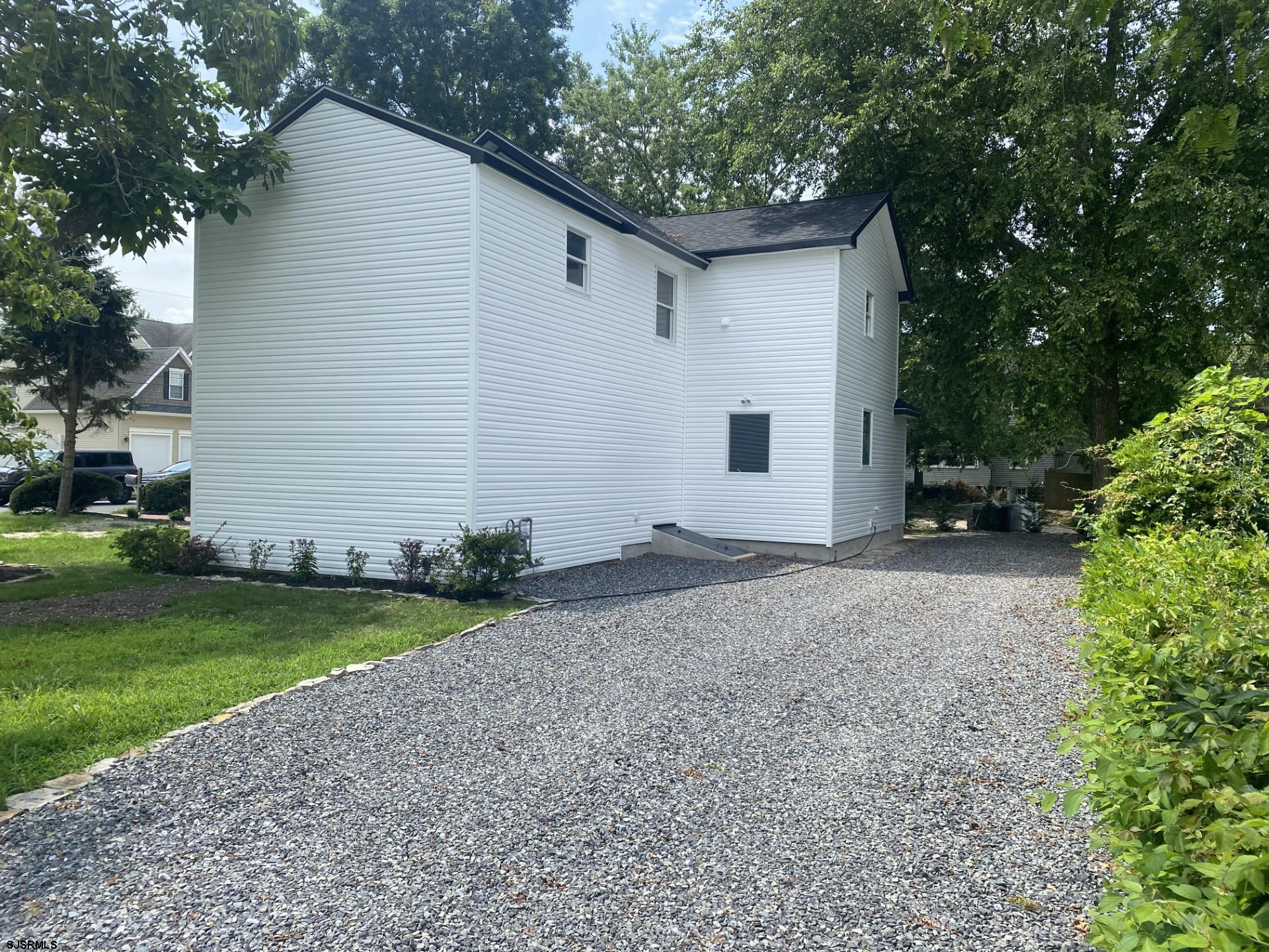 1907 Merritt Dr Dr