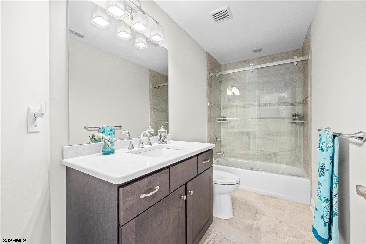 328 N Oxford Ave Ave