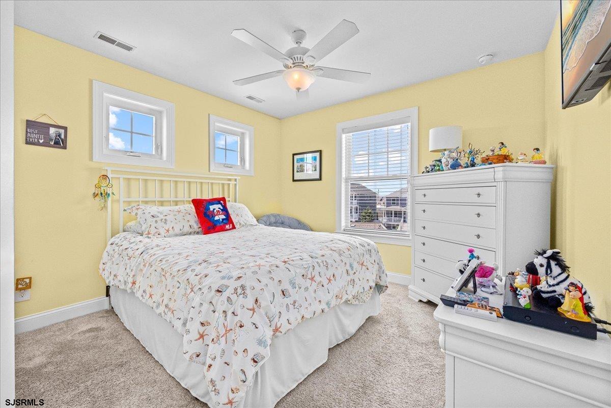 328 N Oxford Ave Ave