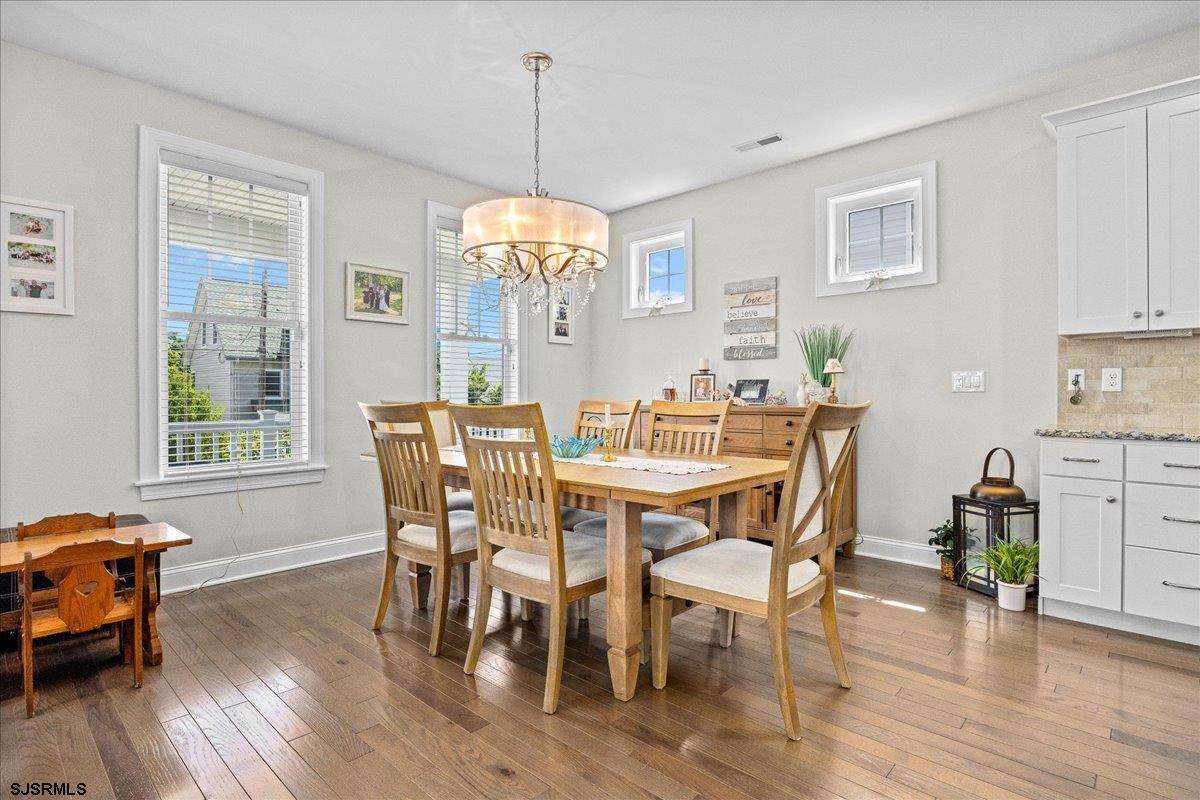 328 N Oxford Ave Ave