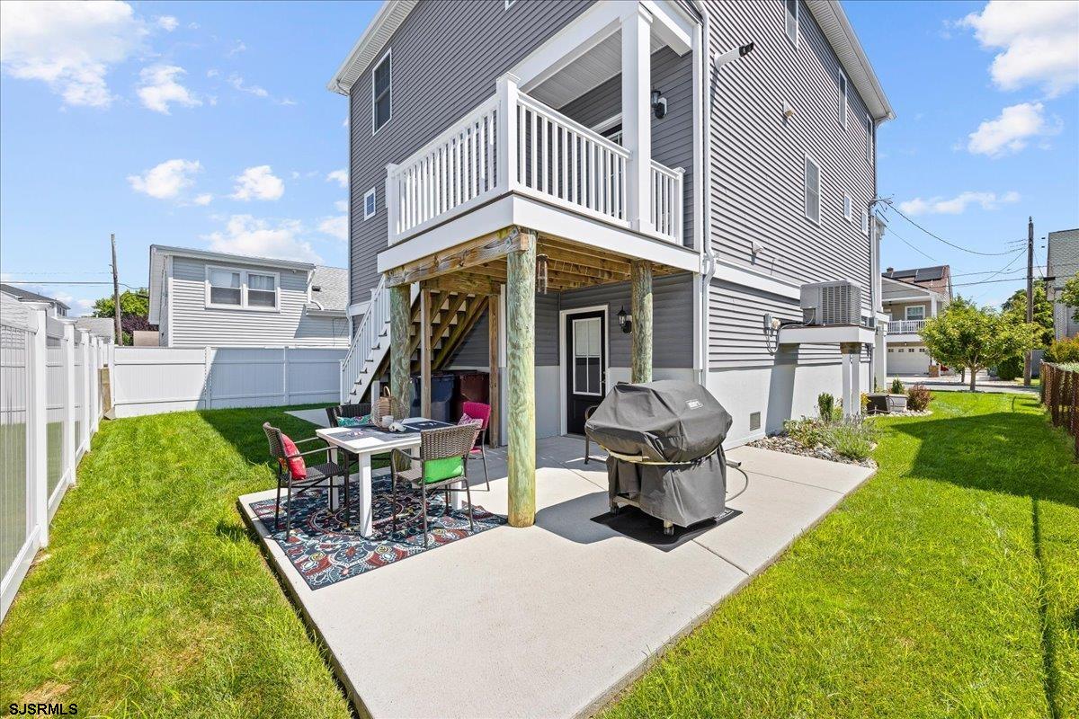 328 N Oxford Ave Ave