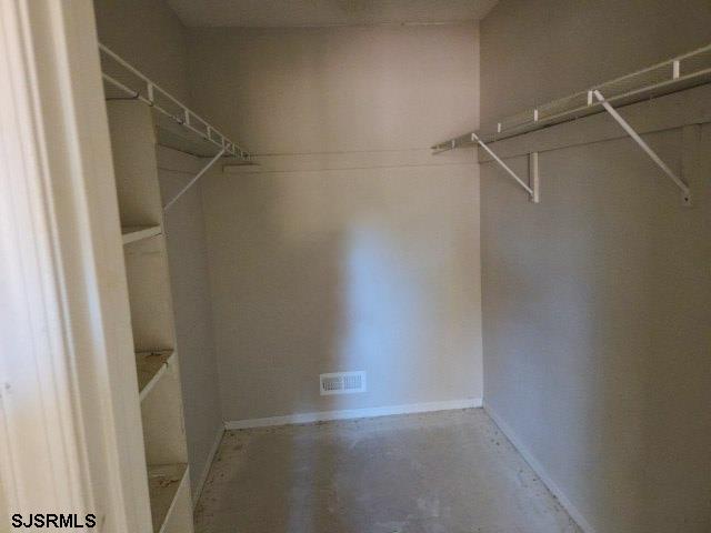 96 Iroquois Unit: 18