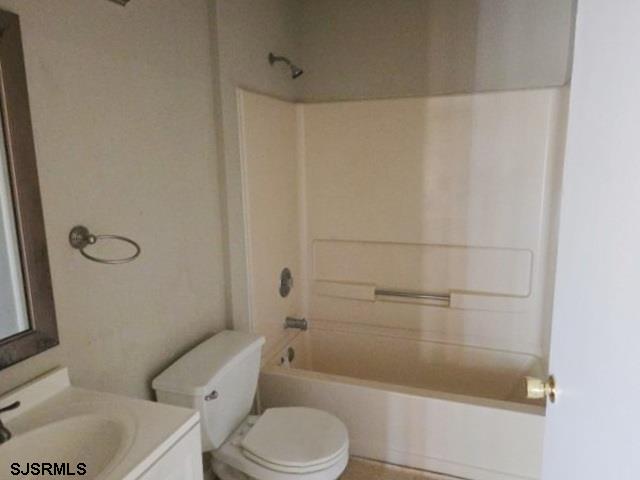 96 Iroquois Unit: 18