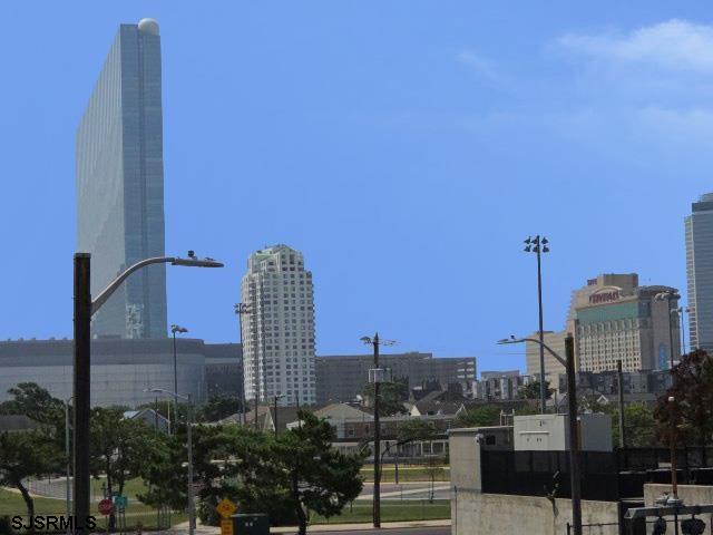 30 Clipper 3540 Atlantic Avenue, S-203 Ct