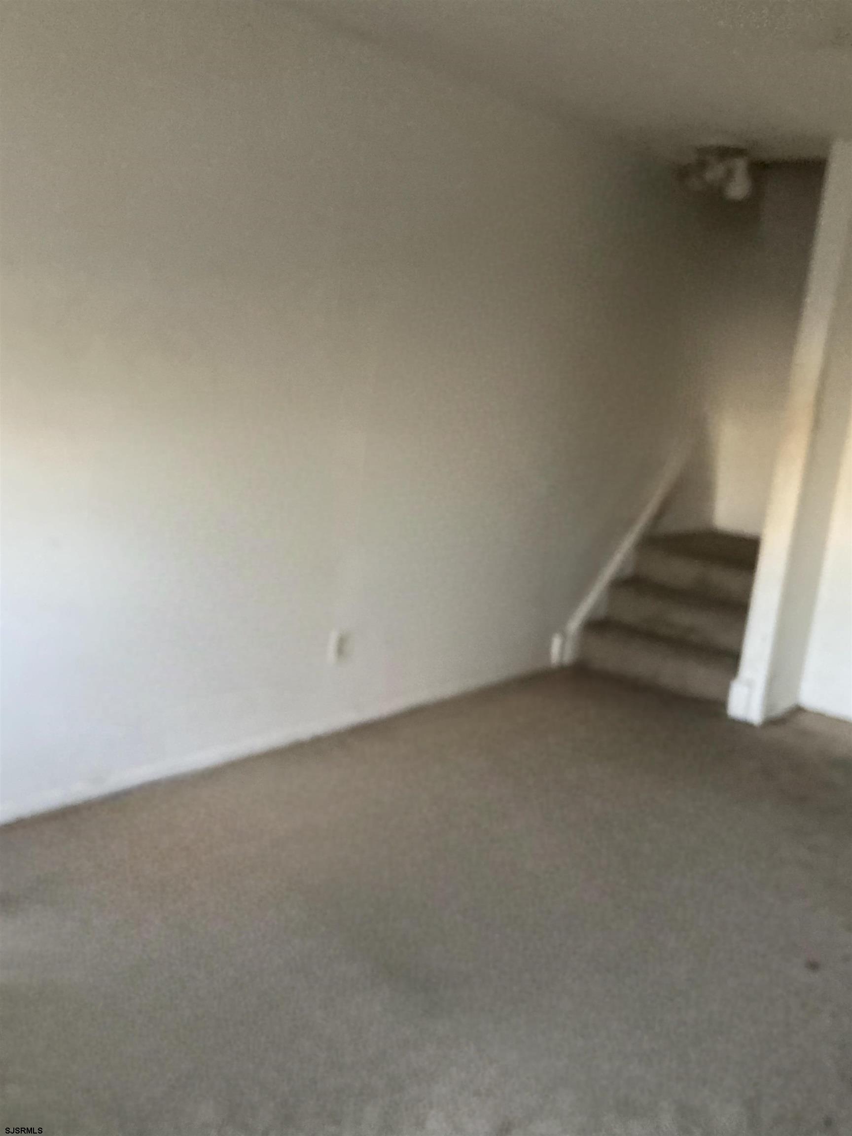 720 S New Rd Road Unit: 5B