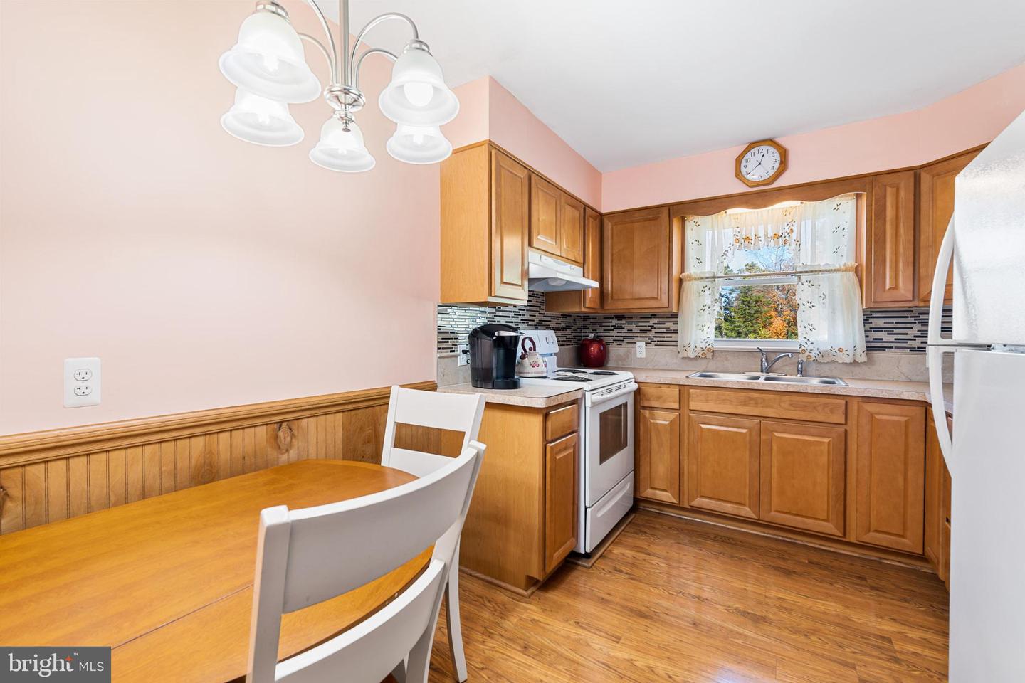 4559 Catawba Ave