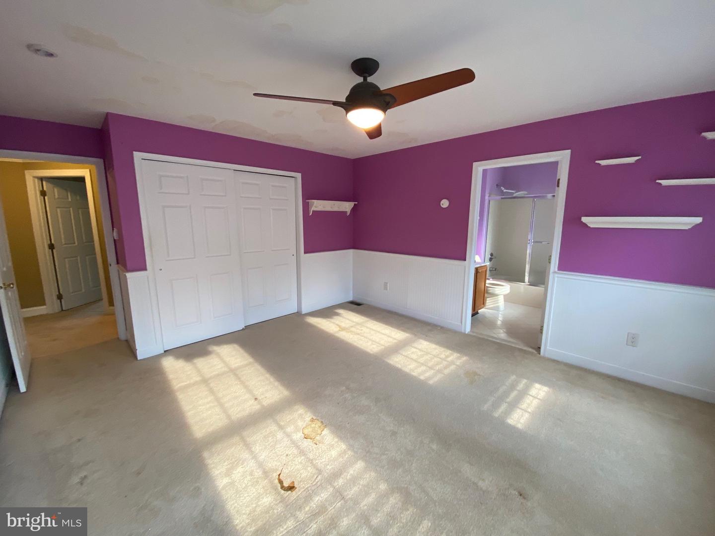 214 Country Club Dr