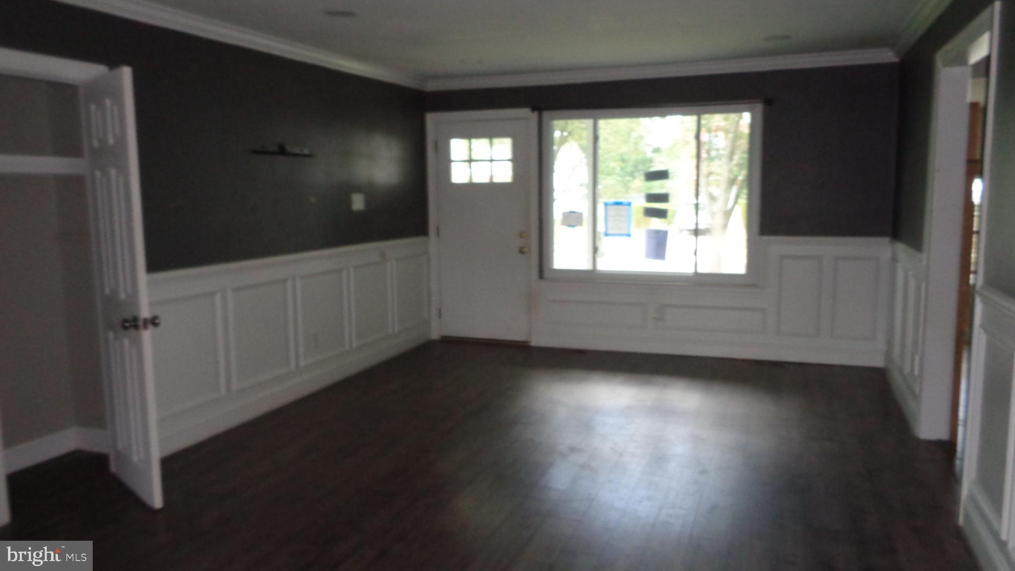 27 Sandal Ln