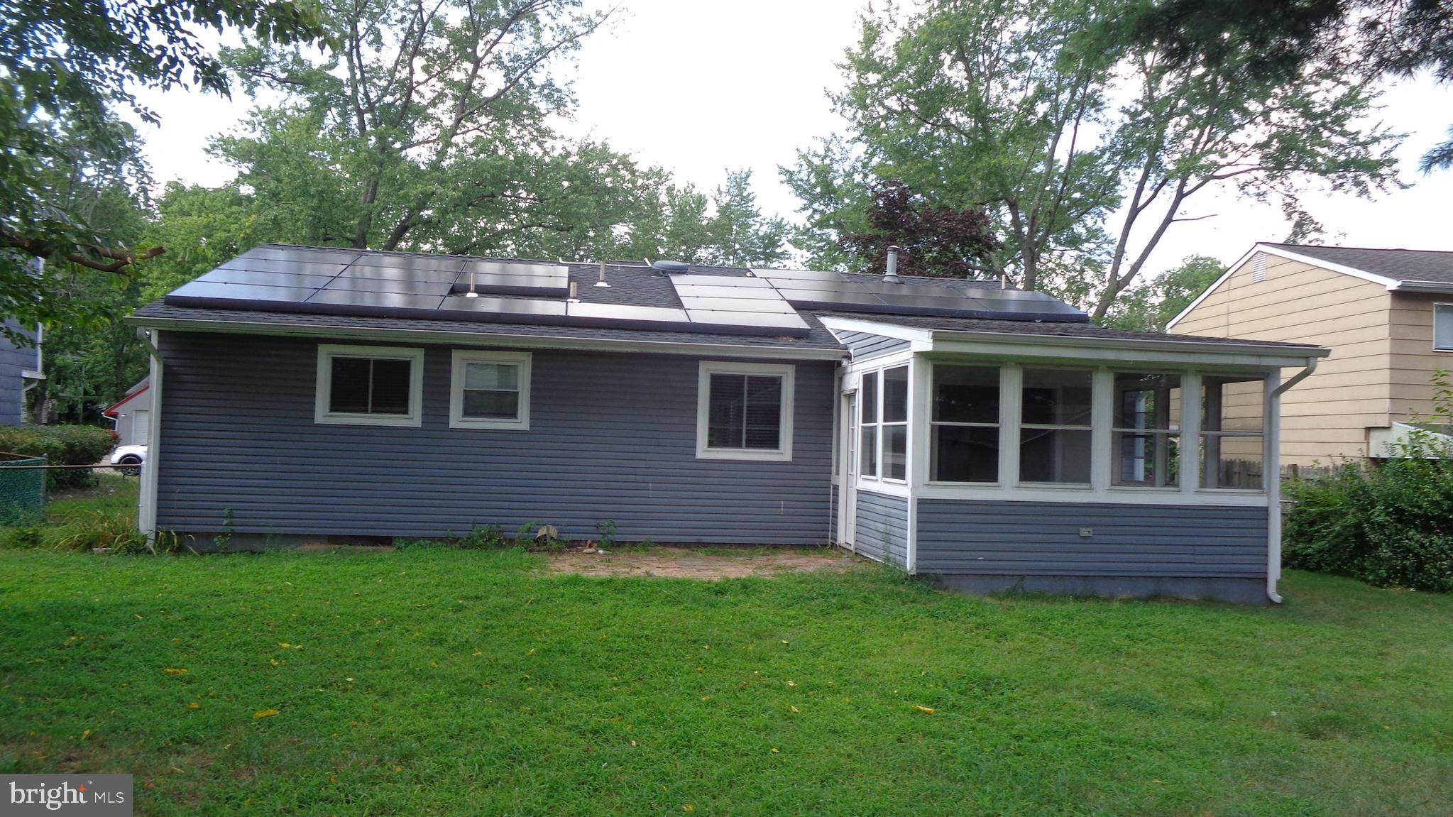 27 Sandal Ln