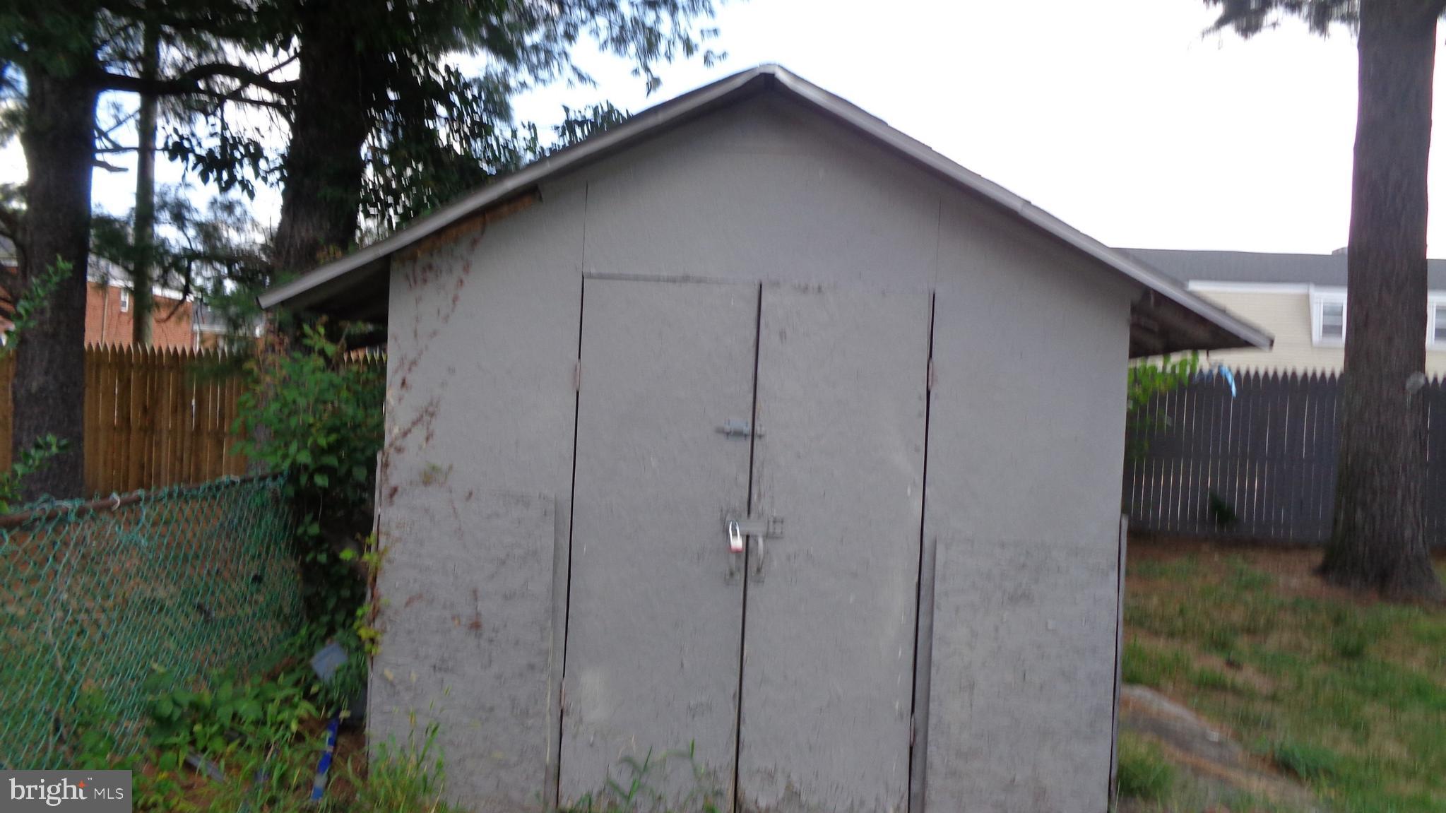 27 Sandal Ln