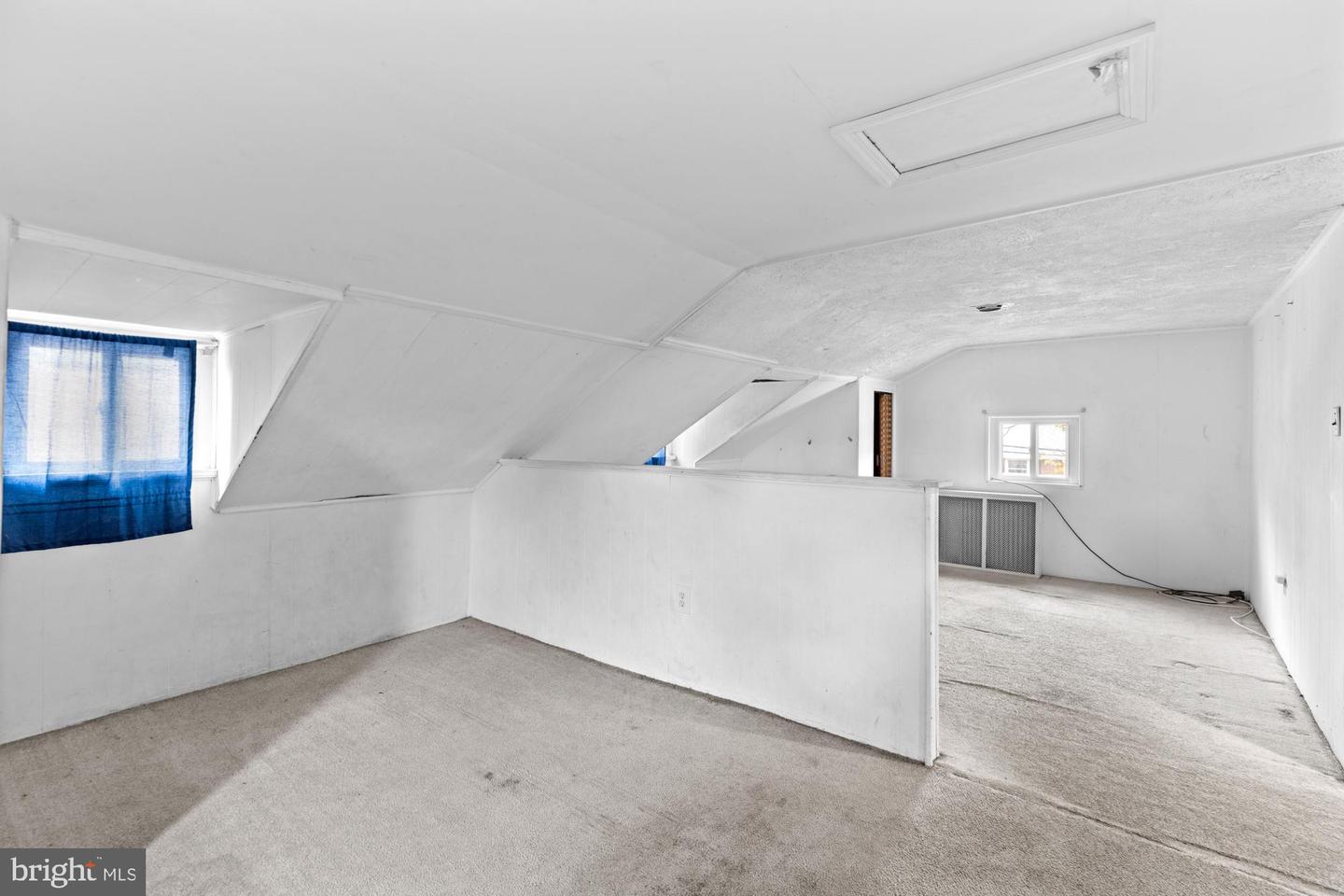 800 W Wood Ave