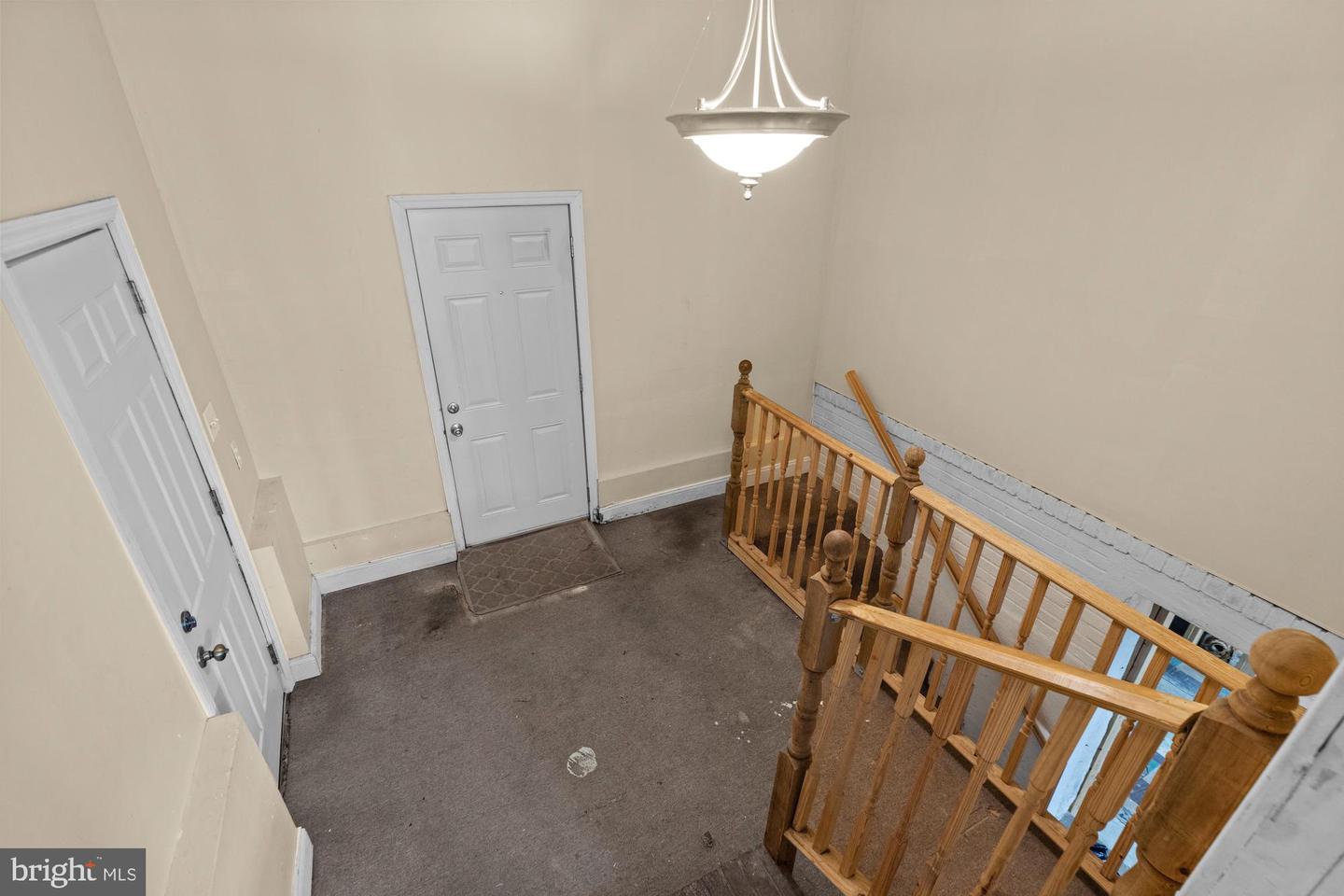 800 W Wood Ave