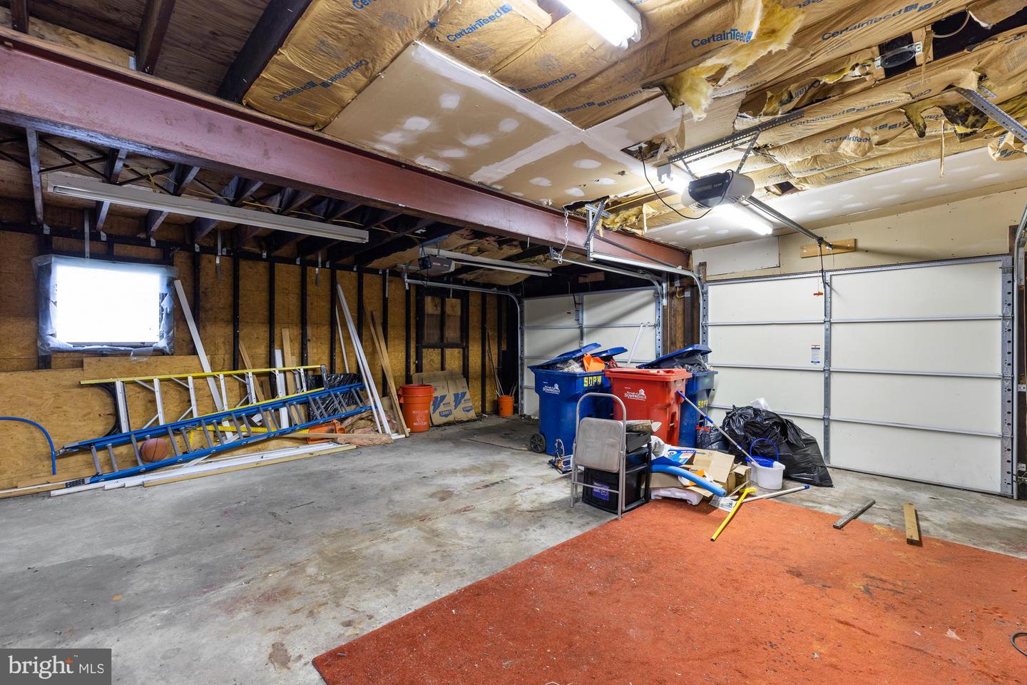 800 W Wood Ave