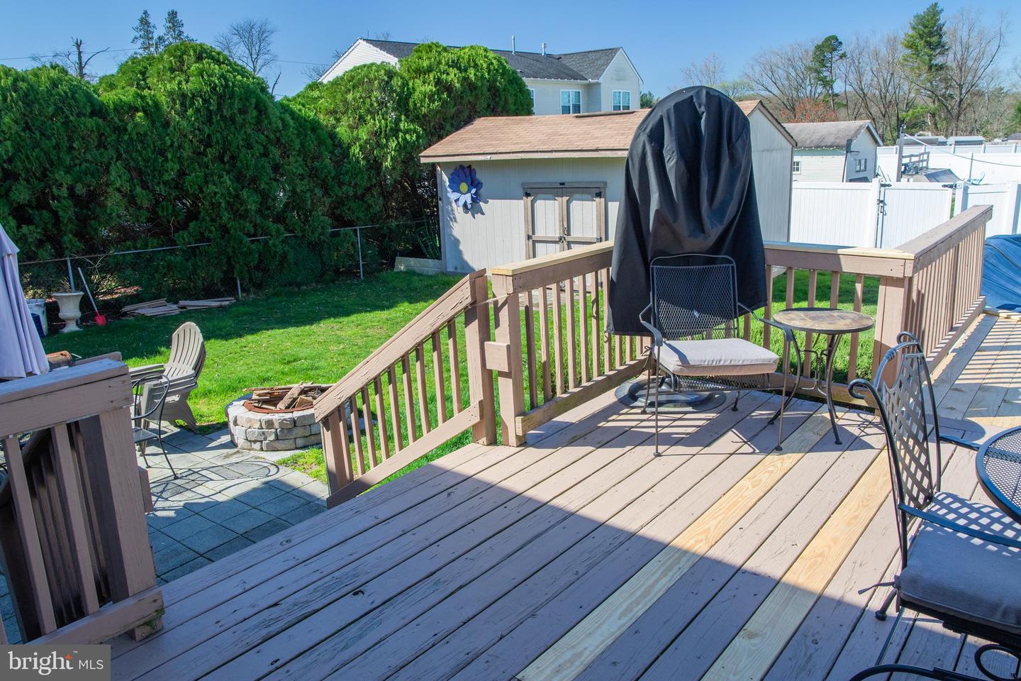 1009 Pinebrook Rd