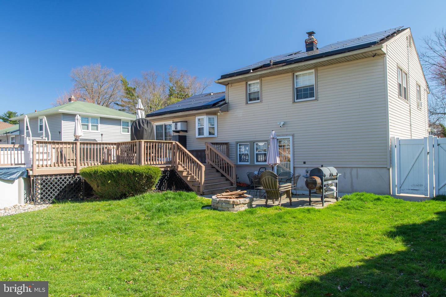 1009 Pinebrook Rd