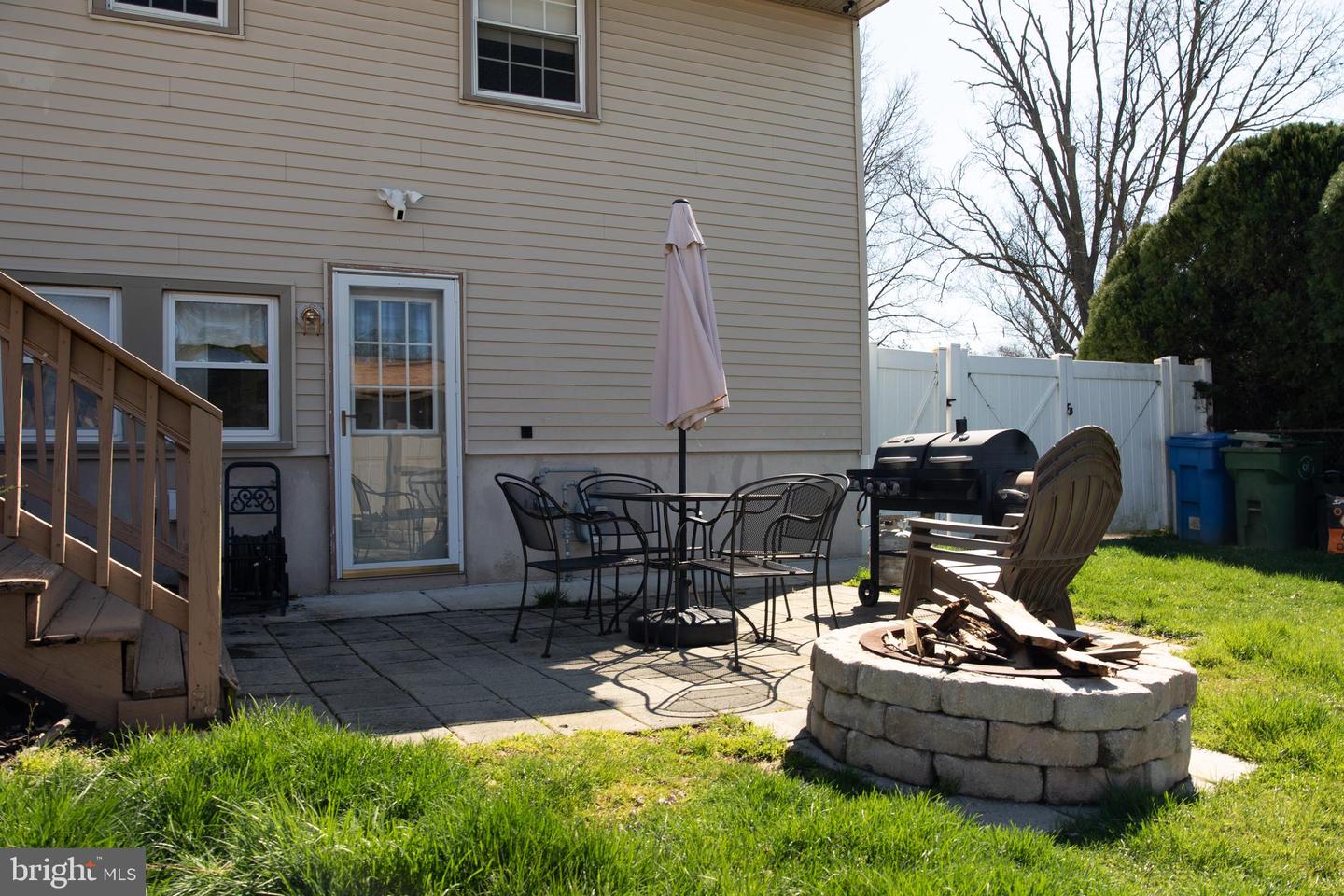 1009 Pinebrook Rd