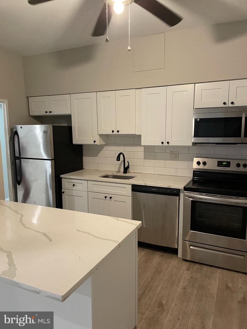 107 CHESTNUT PL #107