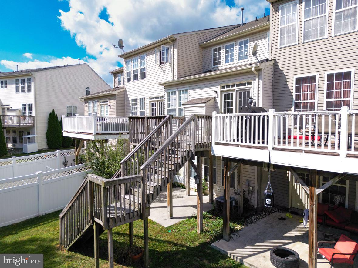 68 Colts Neck Dr