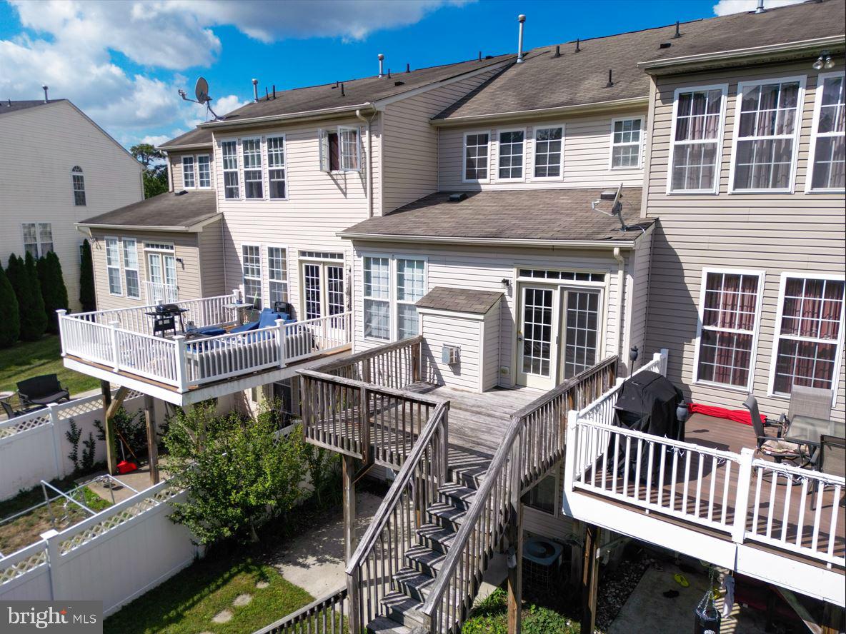 68 Colts Neck Dr