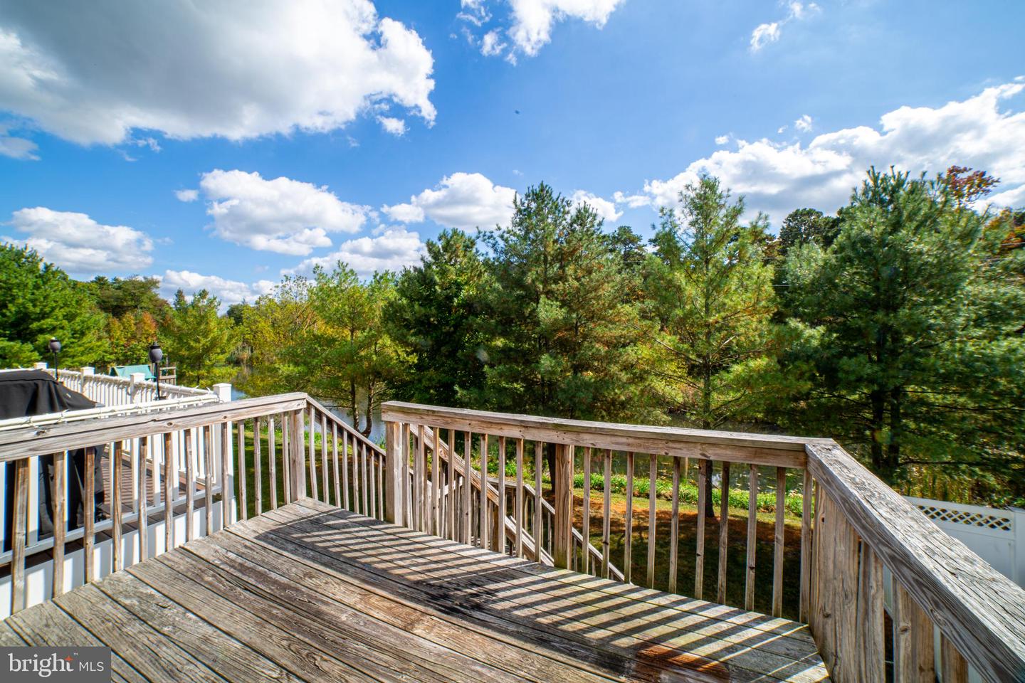 68 Colts Neck Dr