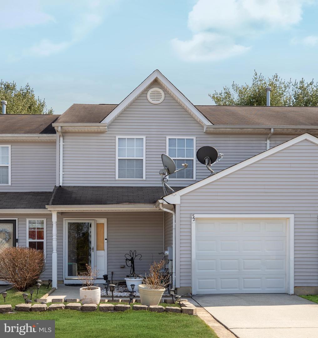 32 High Meadows Dr