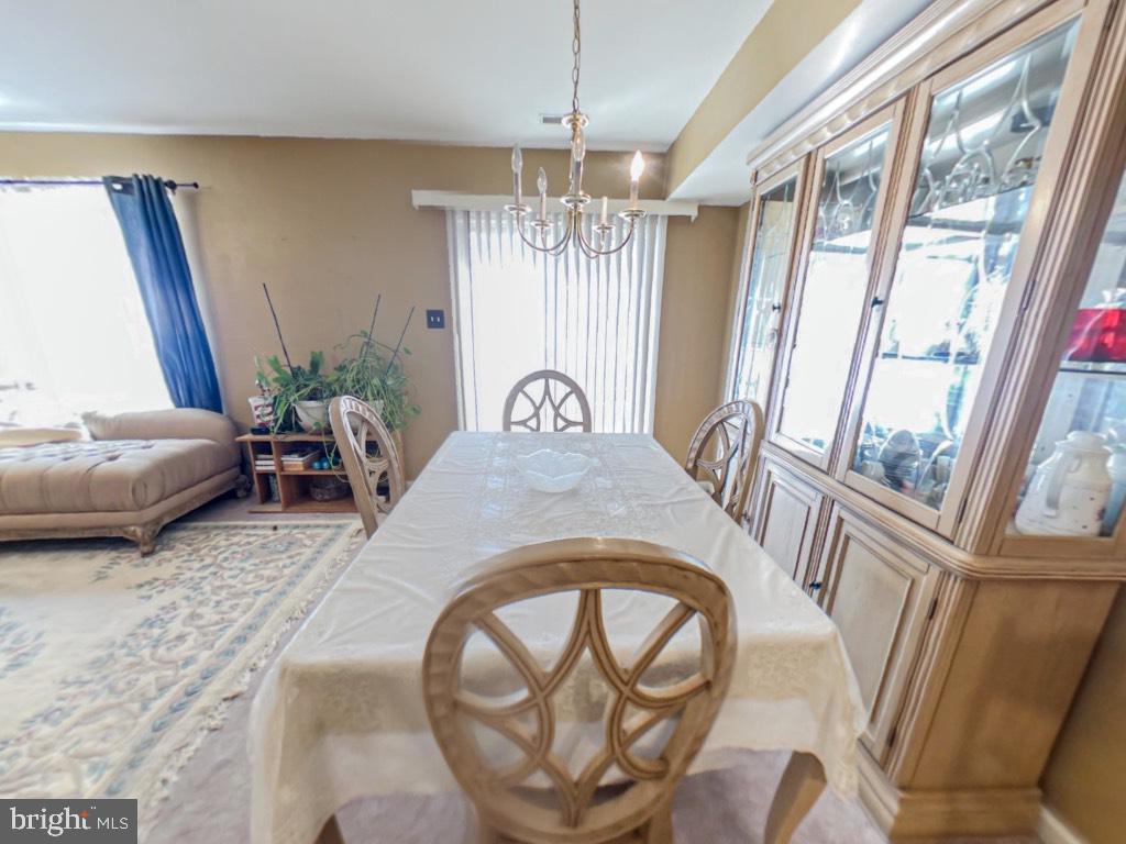 32 High Meadows Dr
