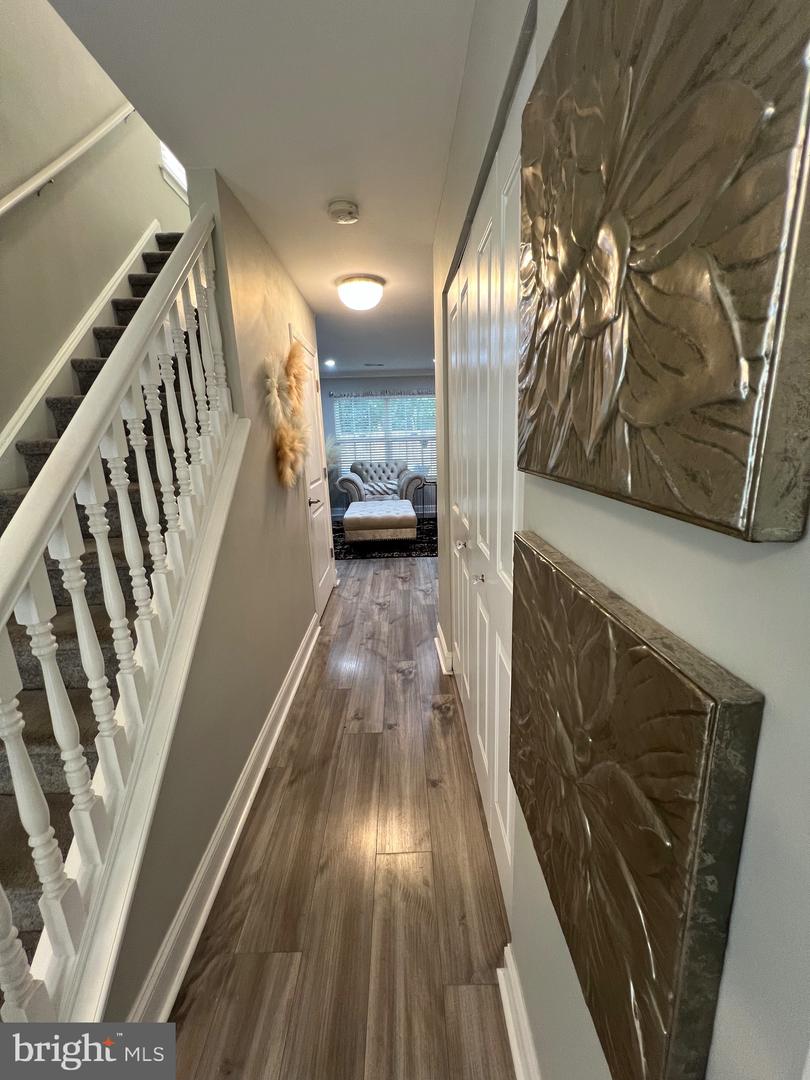 44 Meadowrue Ln