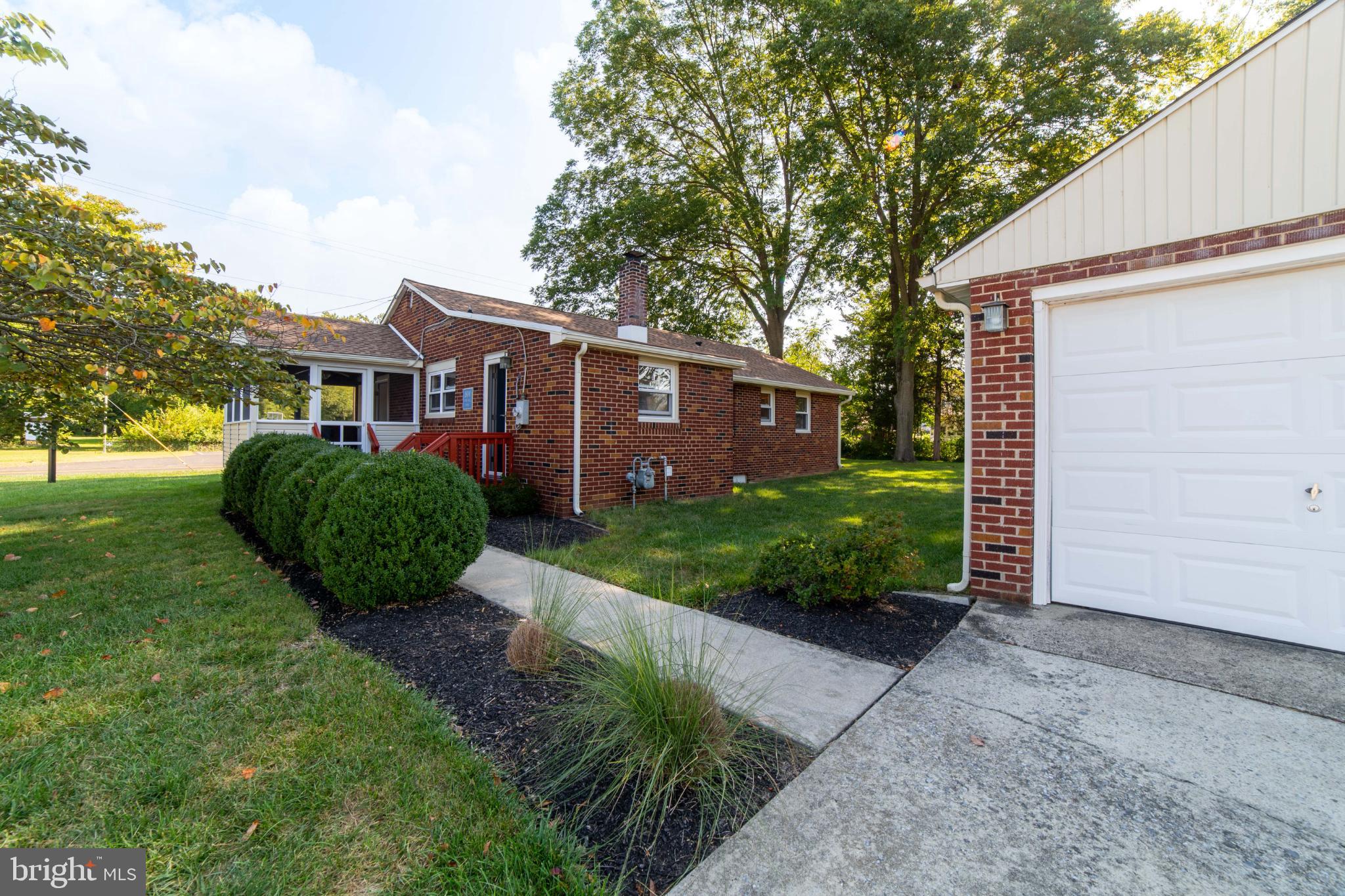 1800 S BURNT MILL ROAD