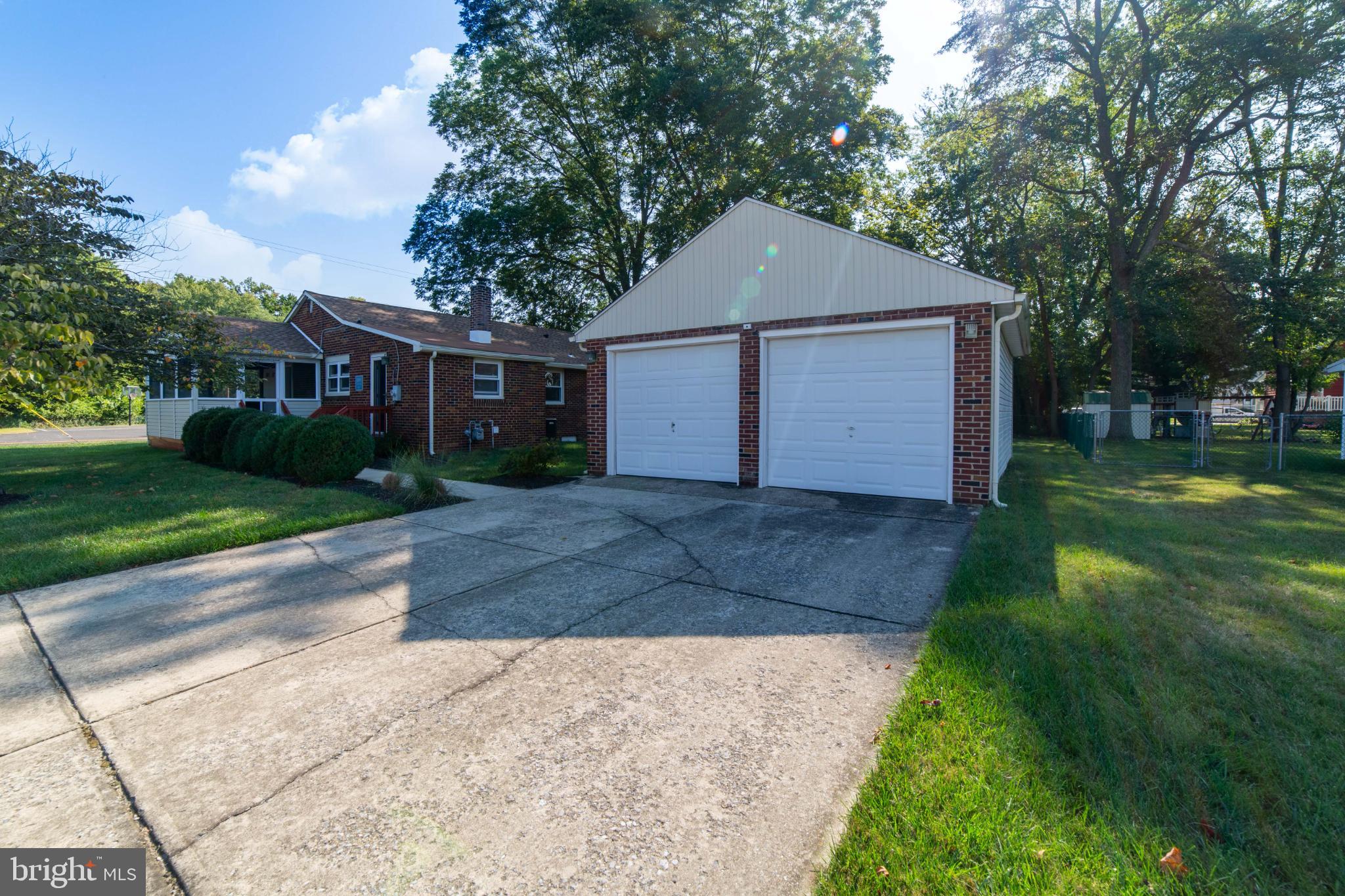 1800 S BURNT MILL ROAD