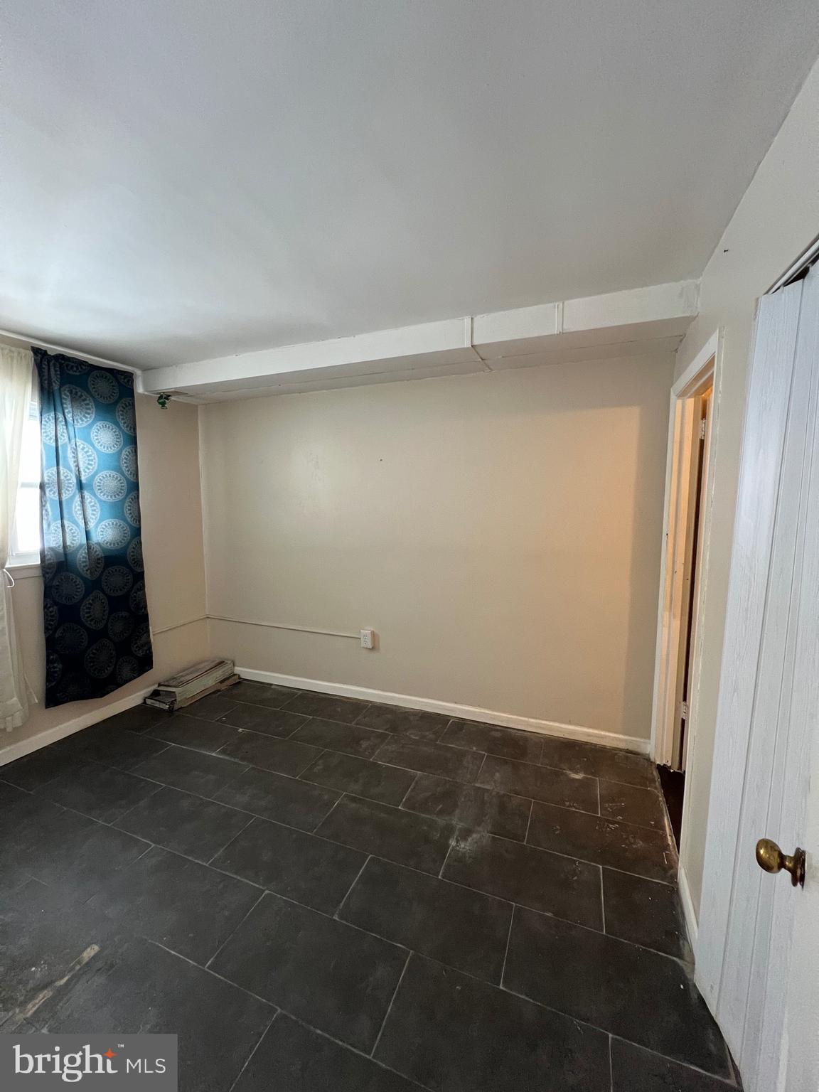 2435 WAINWRIGHT STREET