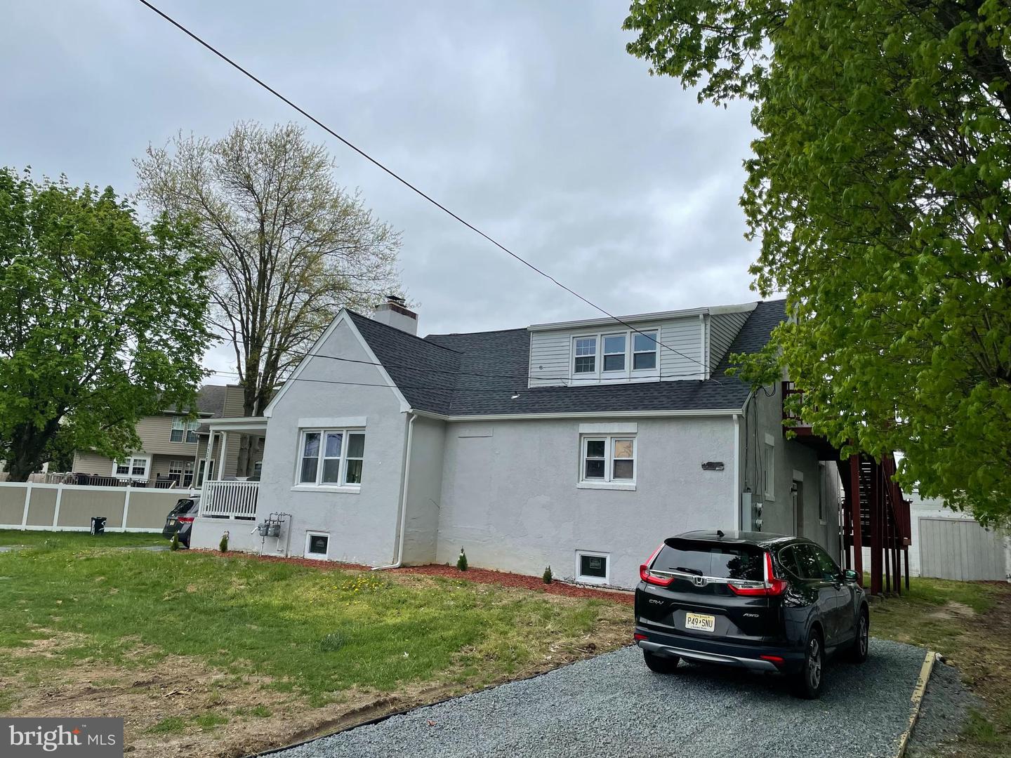 1109 N Main St
