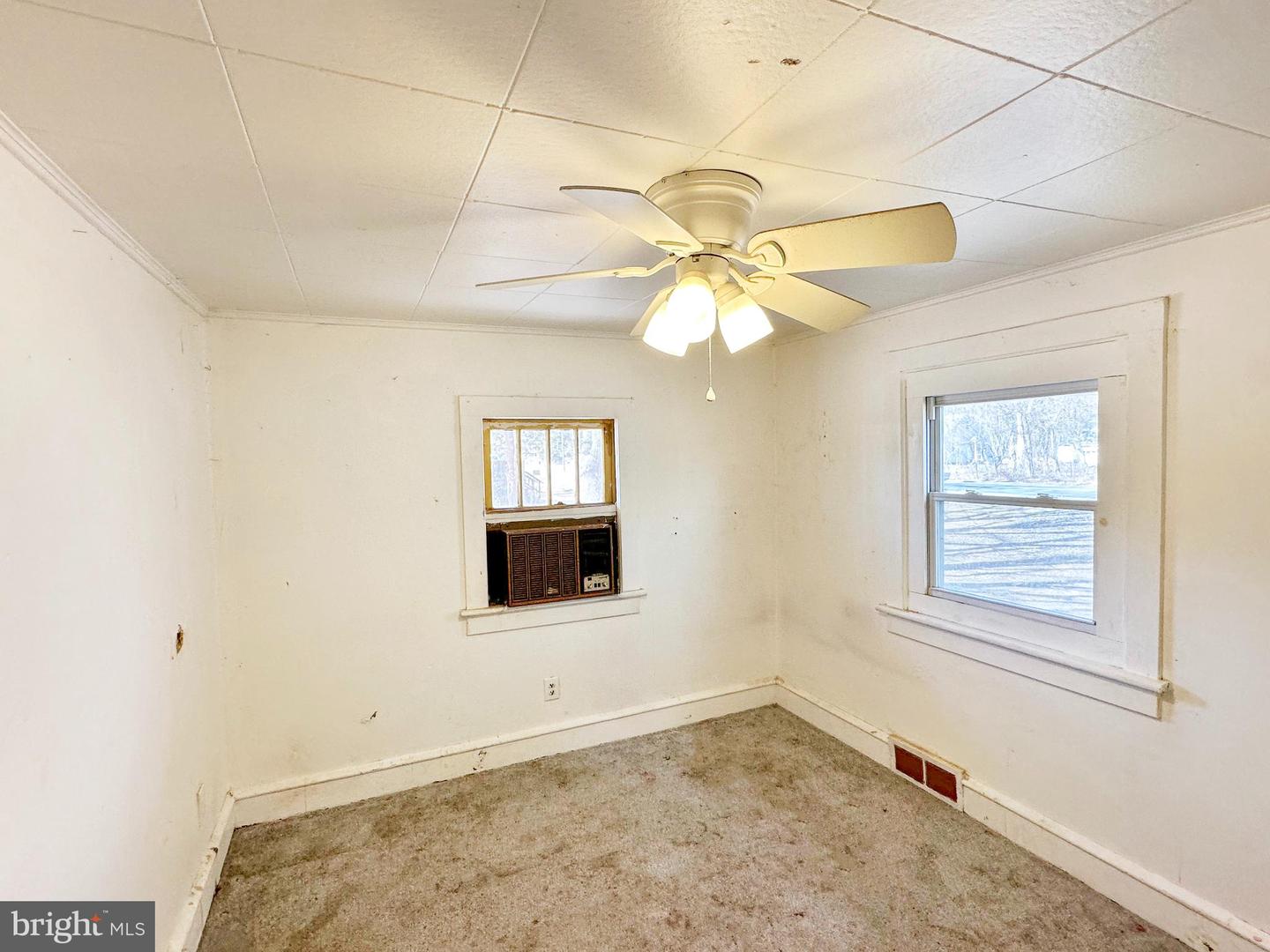 2397 Harding Hwy
