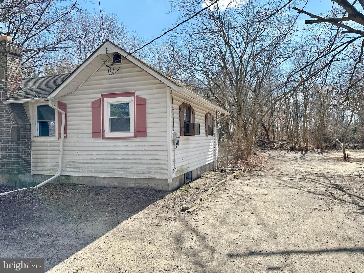 2397 Harding Hwy