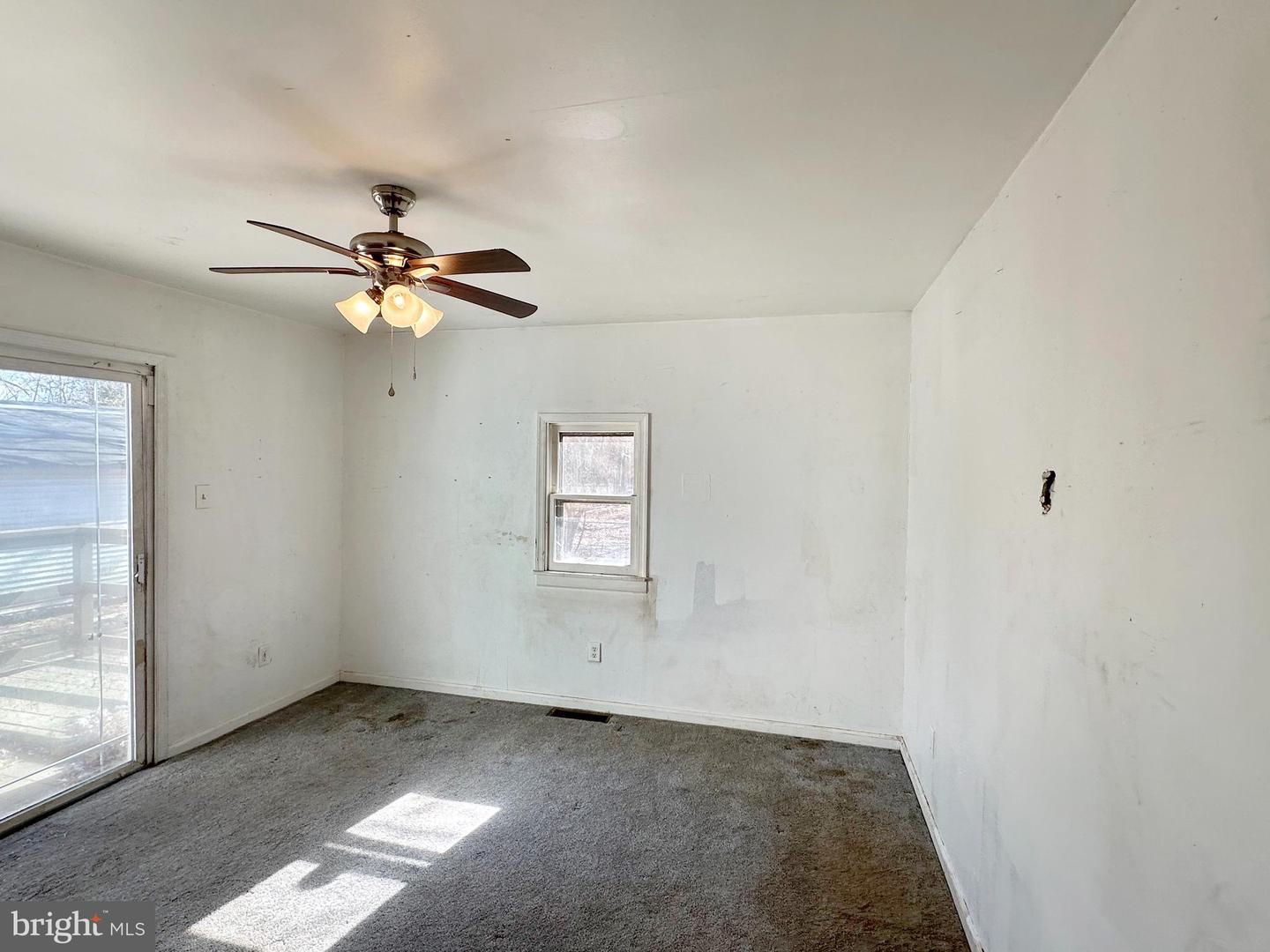 2397 Harding Hwy