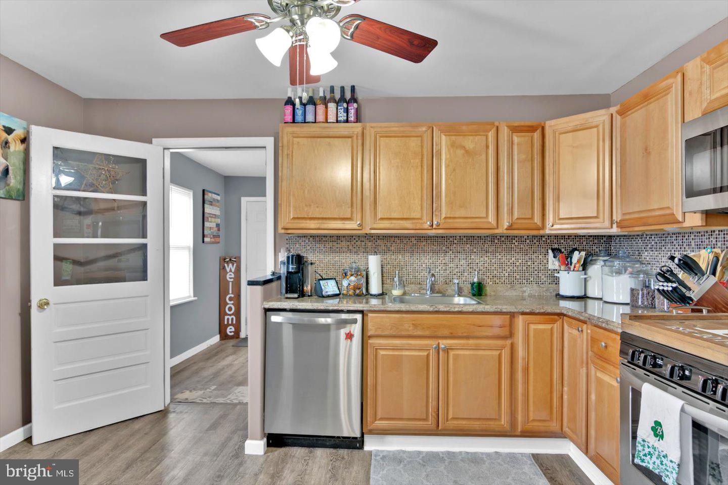 1111 Delsea Dr