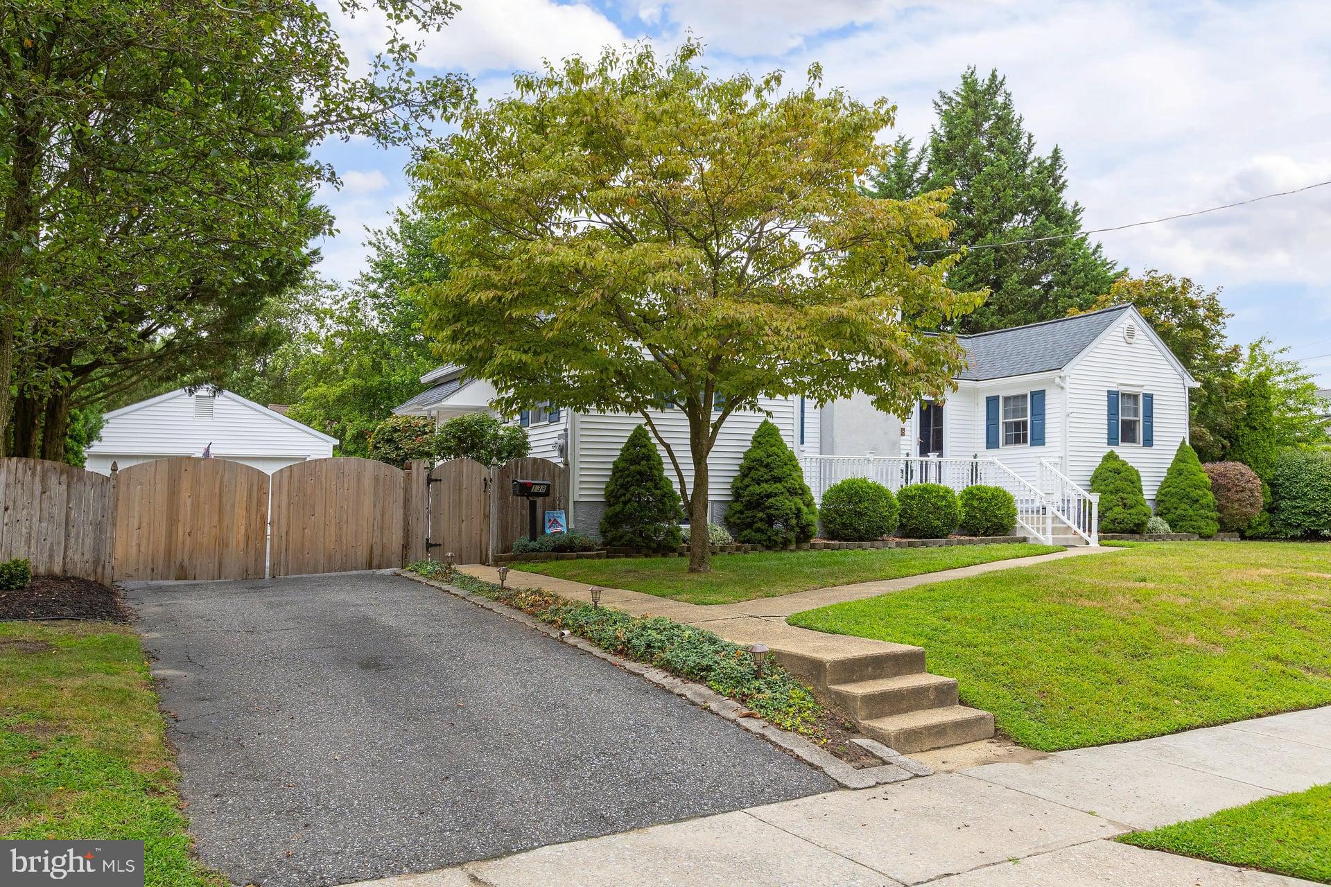 138 N FERNWOOD AVENUE